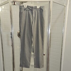 Lee Relaxed Fit Straight Leg Mid Rise Women's Pants.